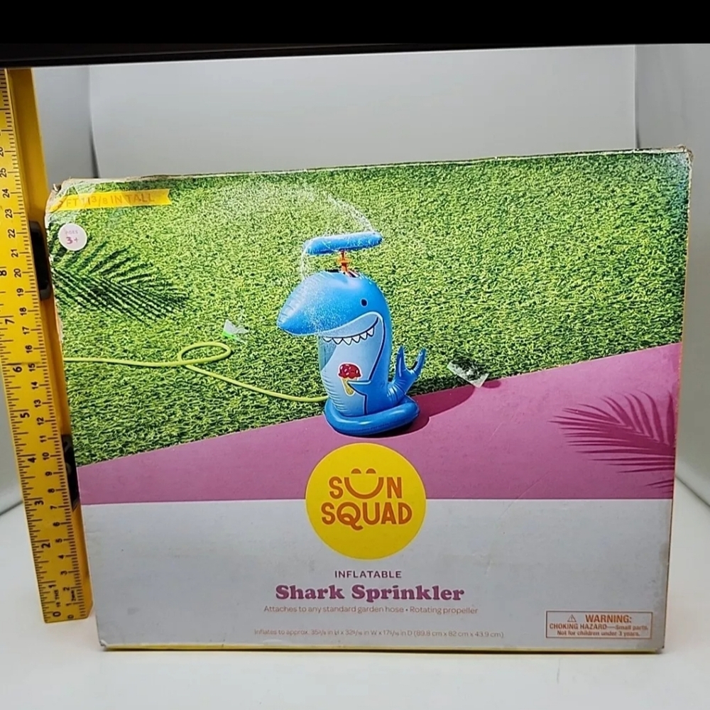 Sun Squad Shark Sprinkler Kids Inflatable Hook to Hose Brand NEW Sealed